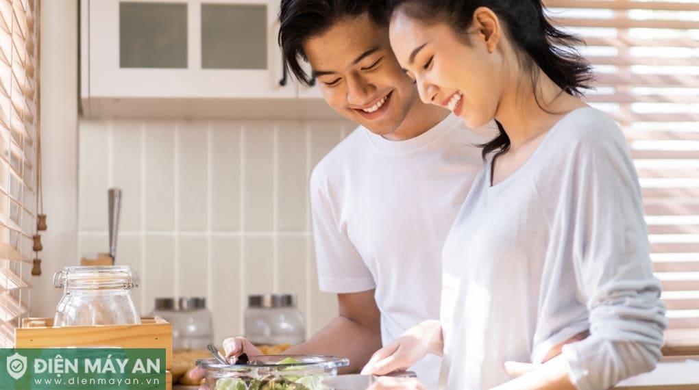 Lò vi sóng Panasonic NN-ST22QBYUE